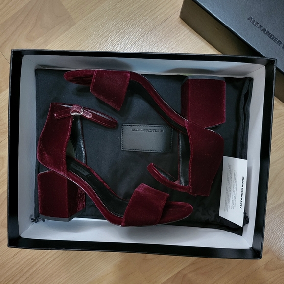 Alexander Wang Abby Velvet Sandal 36